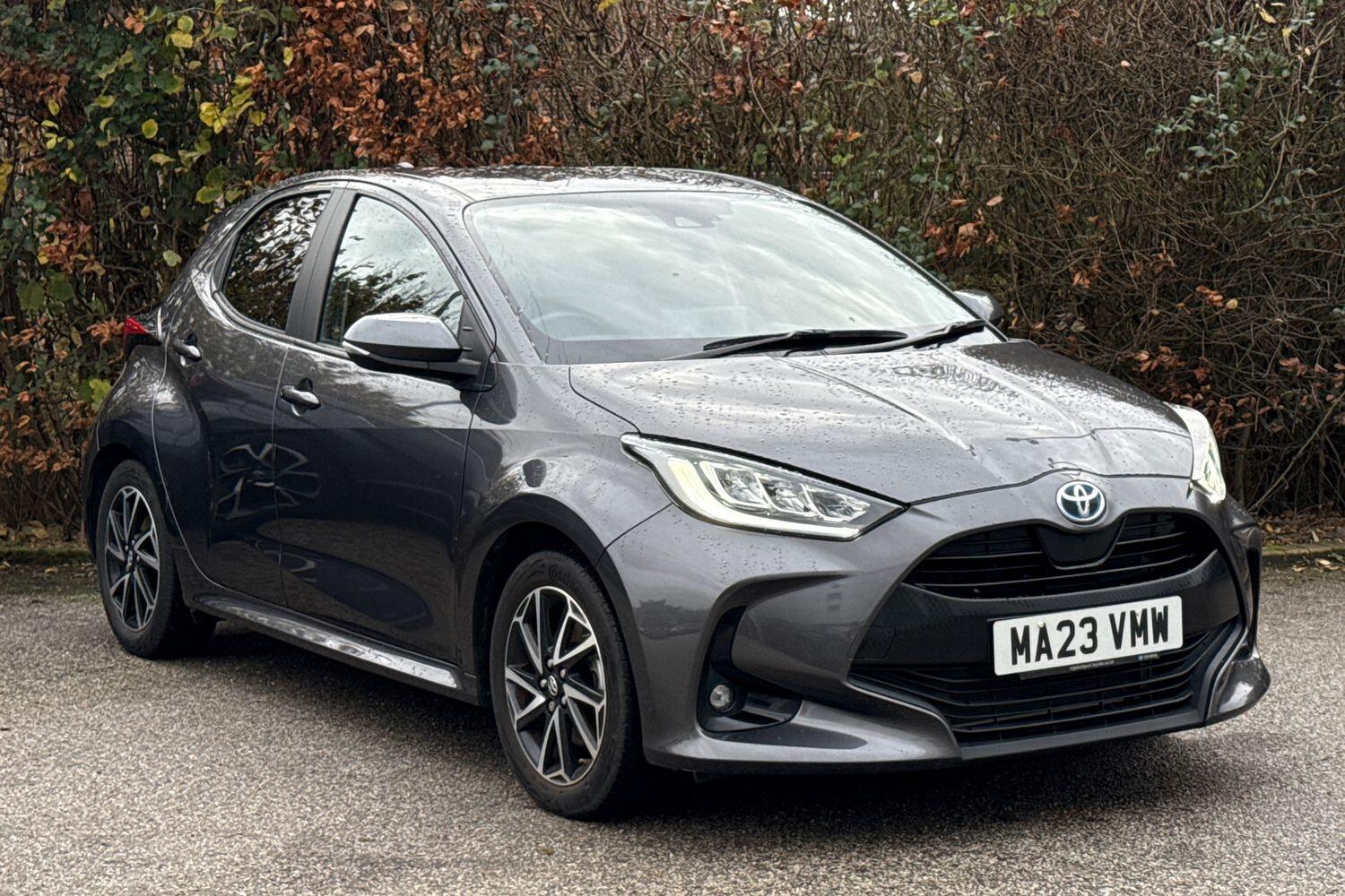 Main listing image - Toyota Yaris