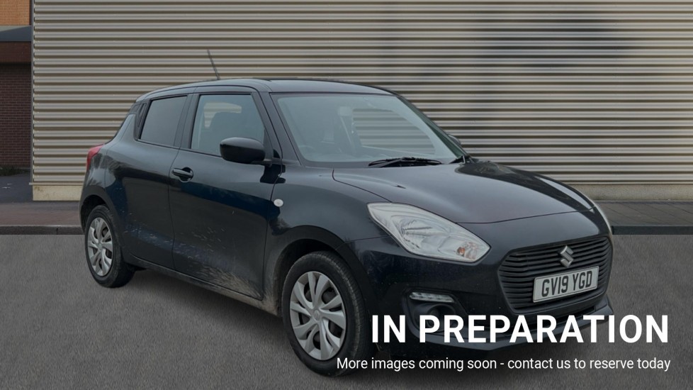 Main listing image - Suzuki Swift