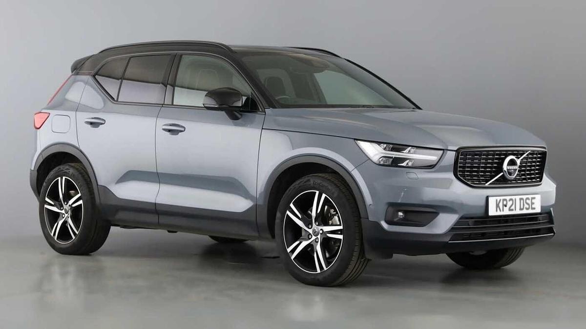 Main listing image - Volvo XC40