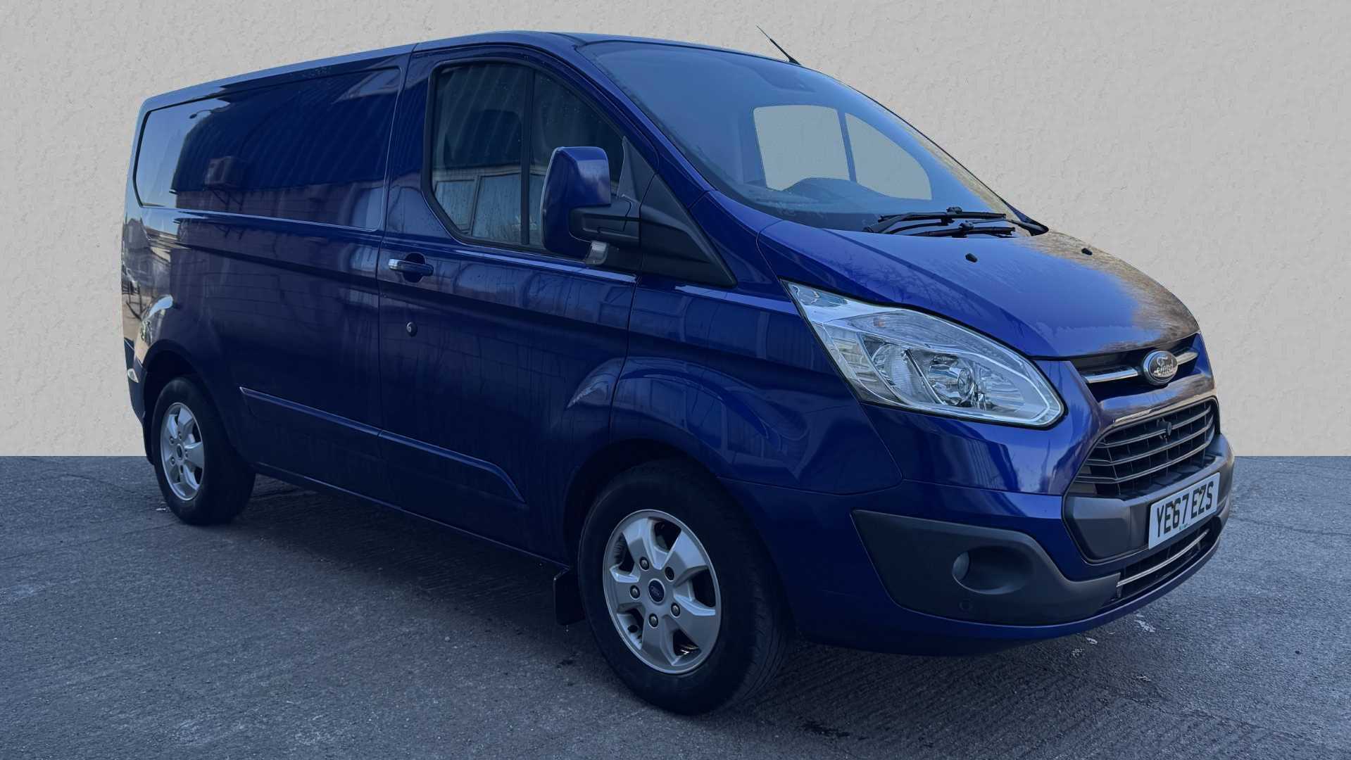 Main listing image - Ford Transit Custom