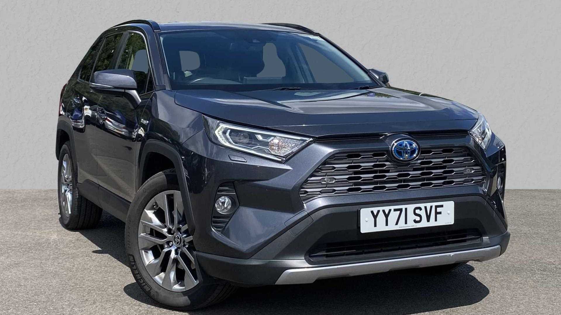 Main listing image - Toyota RAV4