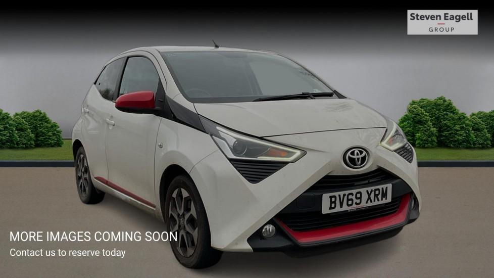 Main listing image - Toyota Aygo