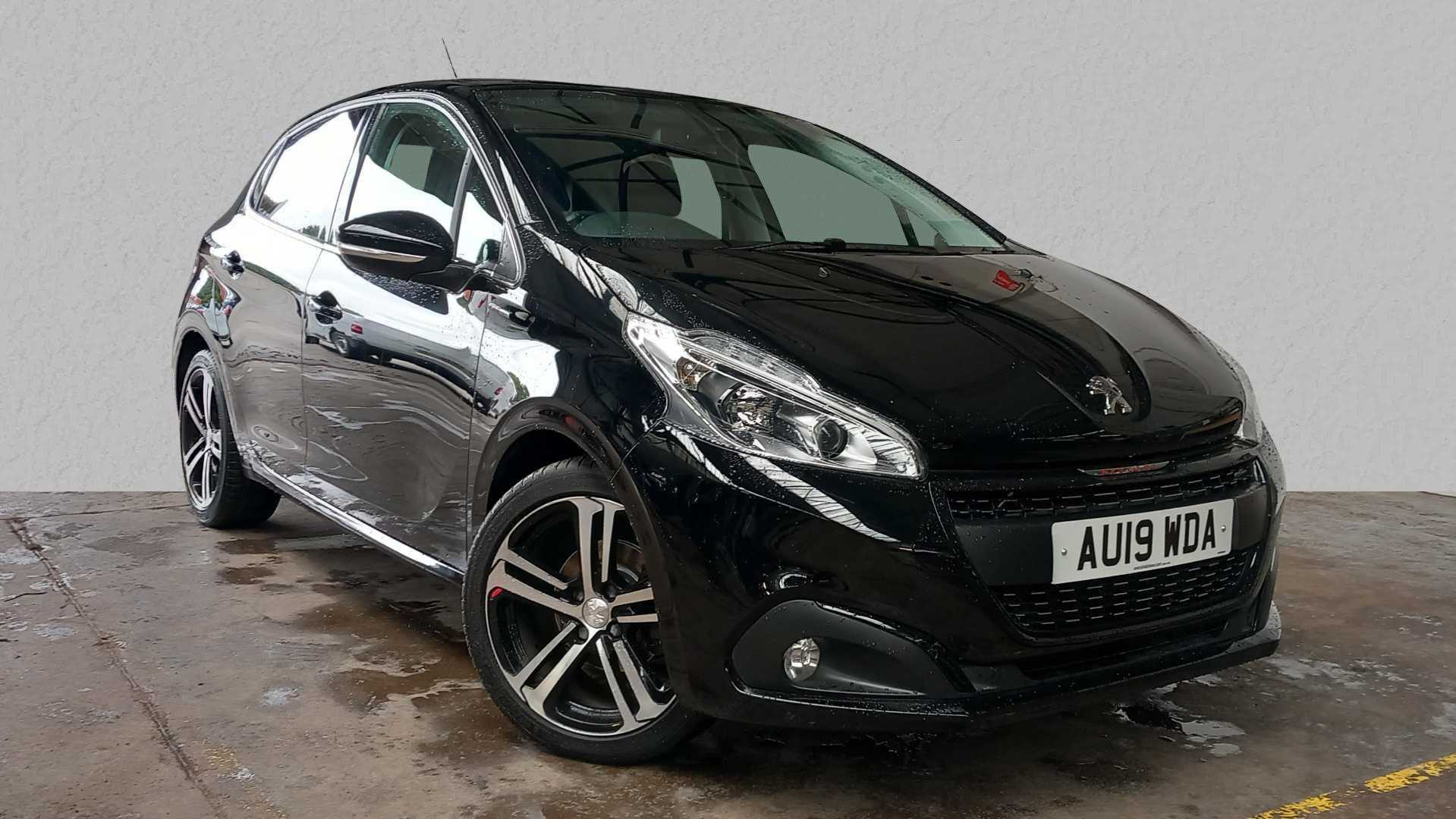 Main listing image - Peugeot 208