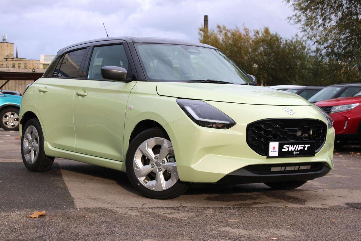 Main listing image - Suzuki Swift