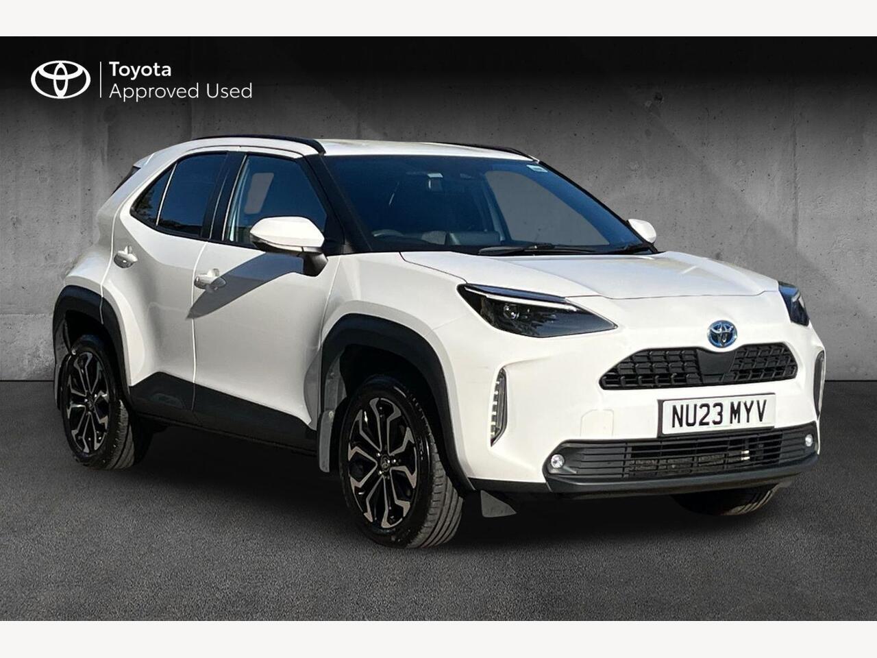 Main listing image - Toyota Yaris Cross