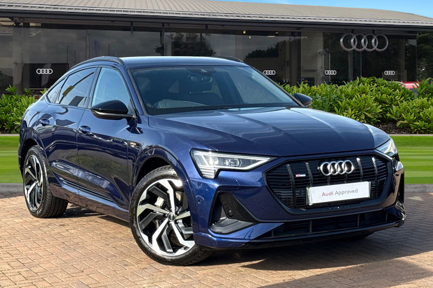 Main listing image - Audi e-tron