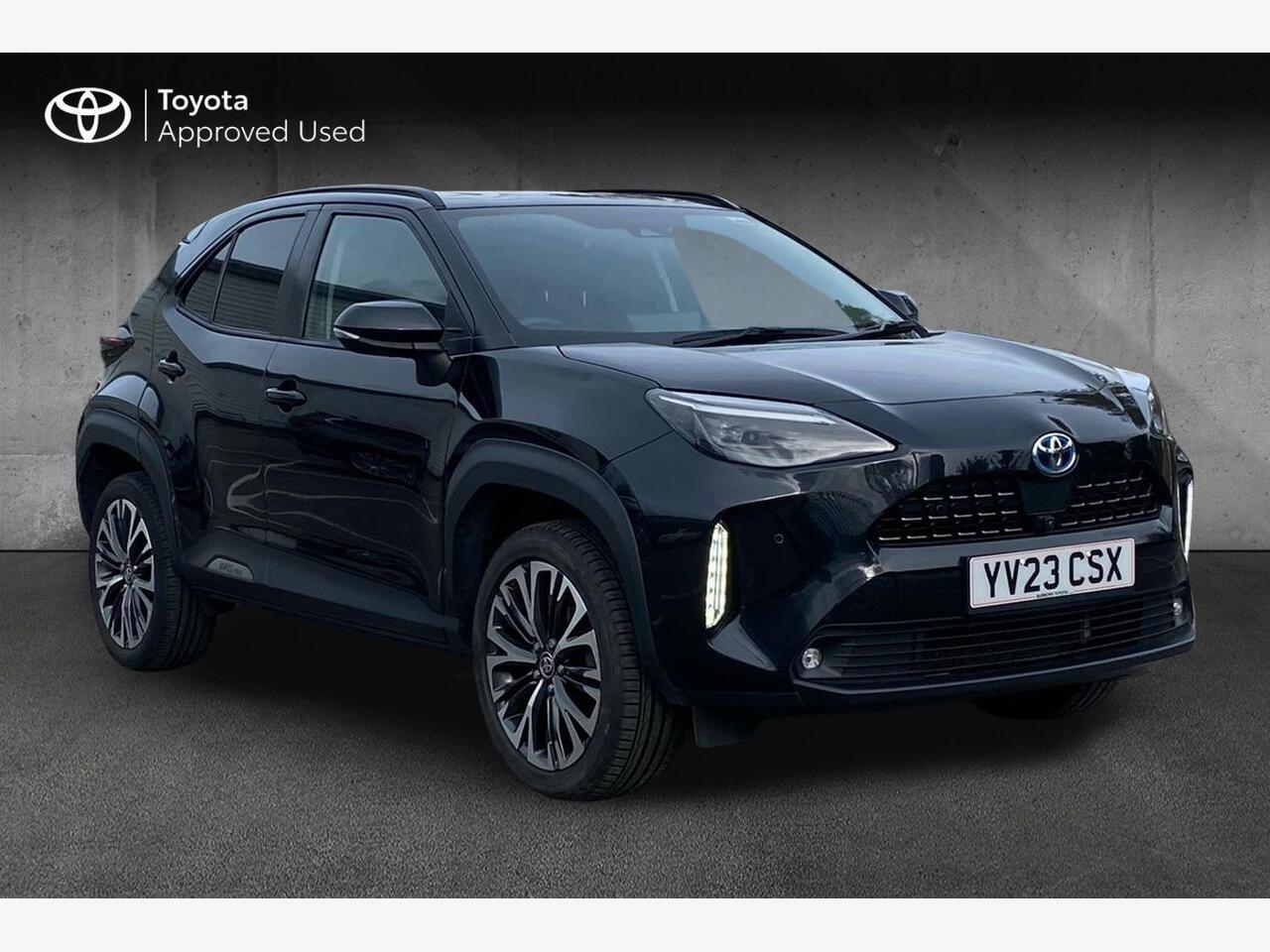 Main listing image - Toyota Yaris Cross