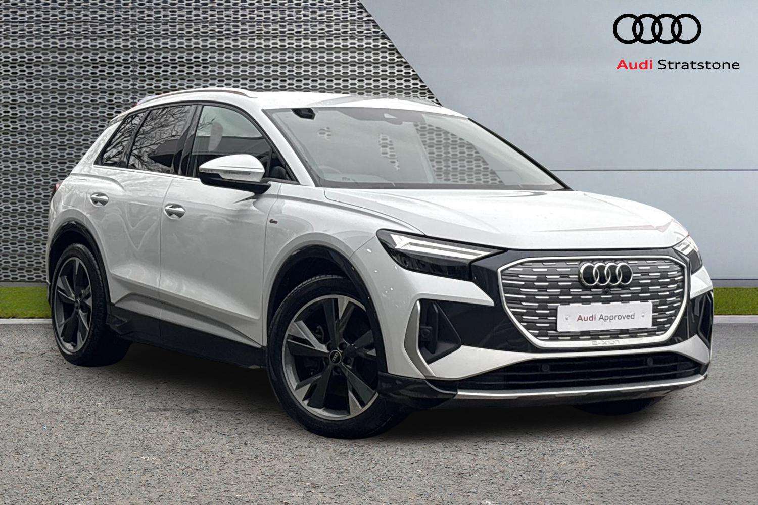 Main listing image - Audi Q4