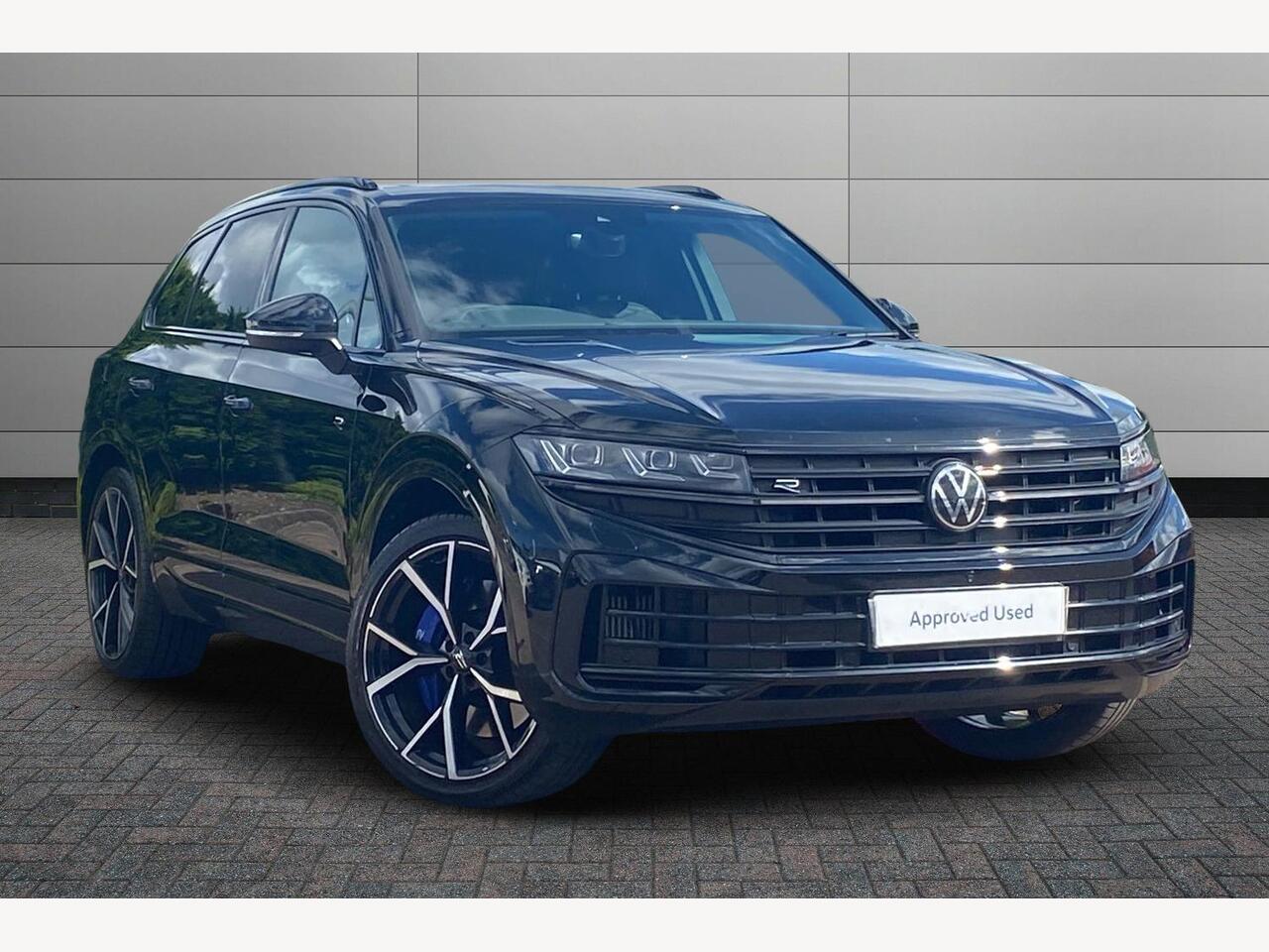 Main listing image - Volkswagen Touareg