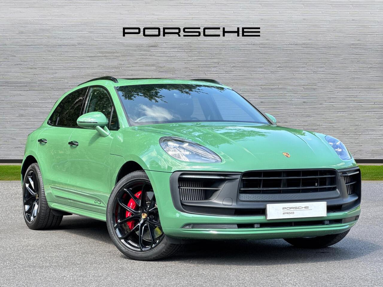 Main listing image - Porsche Macan