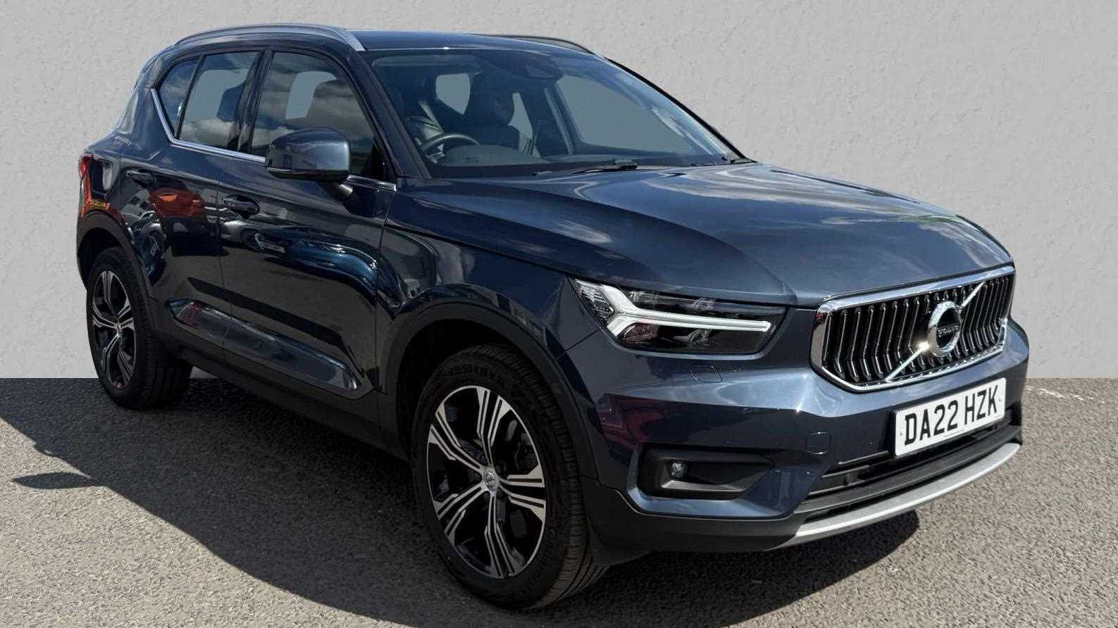 Main listing image - Volvo XC40 Recharge