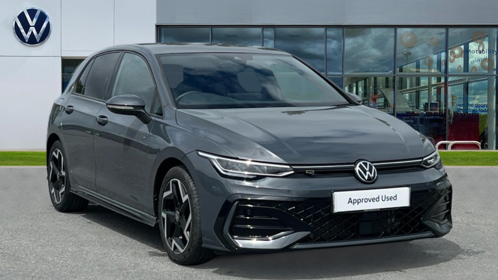 Main listing image - Volkswagen Golf