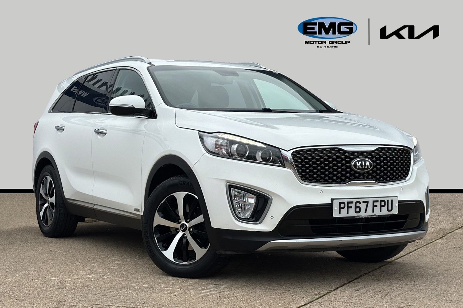 Main listing image - Kia Sorento