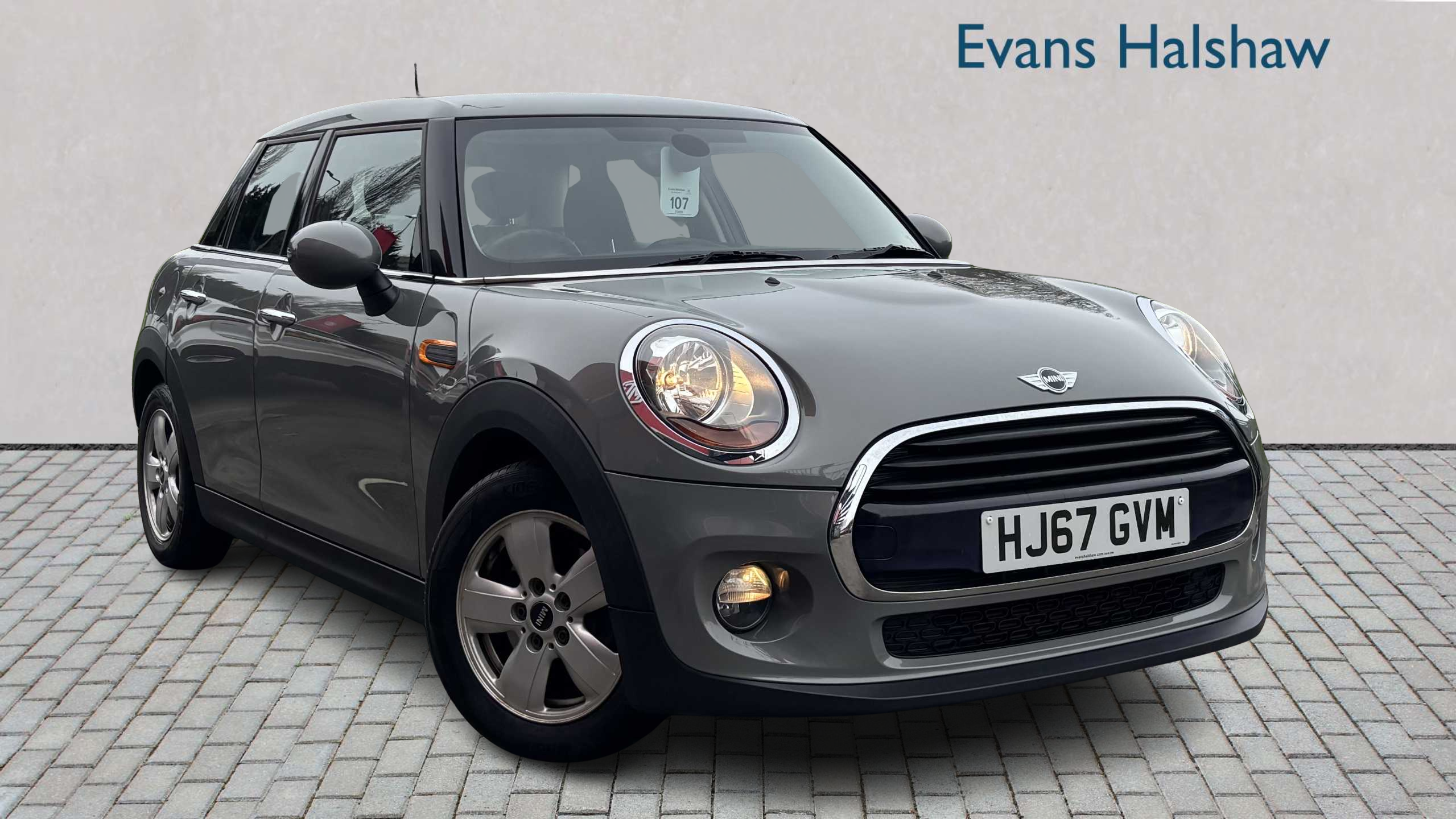 Main listing image - MINI Hatchback 5dr
