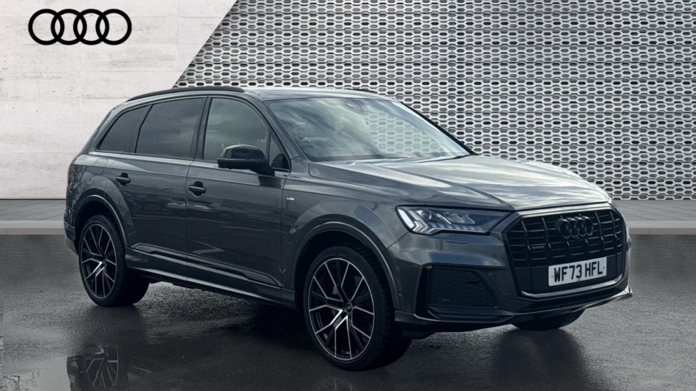 Main listing image - Audi Q7