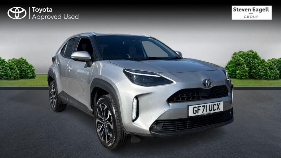 Main listing image - Toyota Yaris Cross