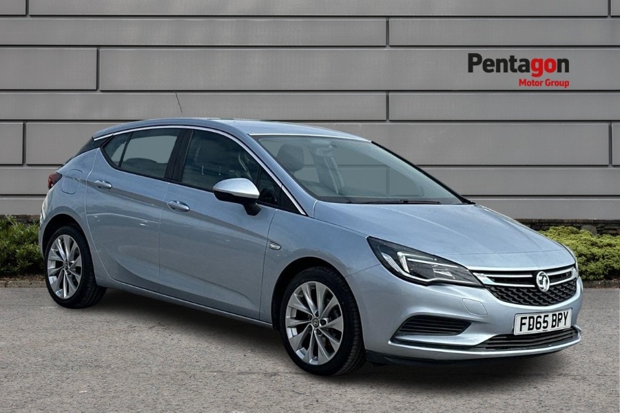 Main listing image - Vauxhall Astra