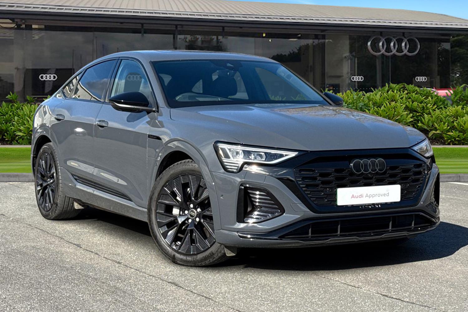 Main listing image - Audi Q8 e-tron