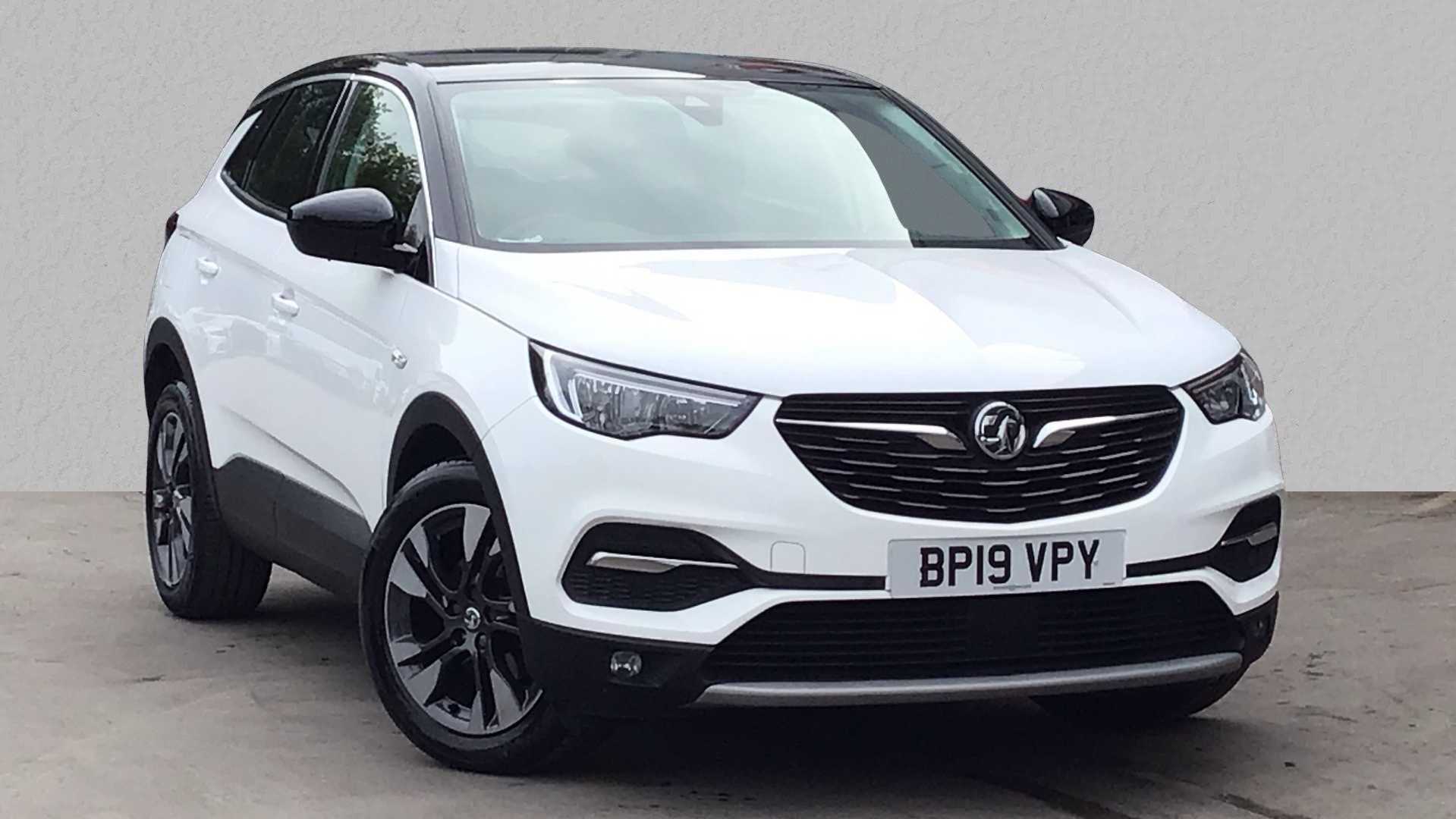 Main listing image - Vauxhall Grandland X
