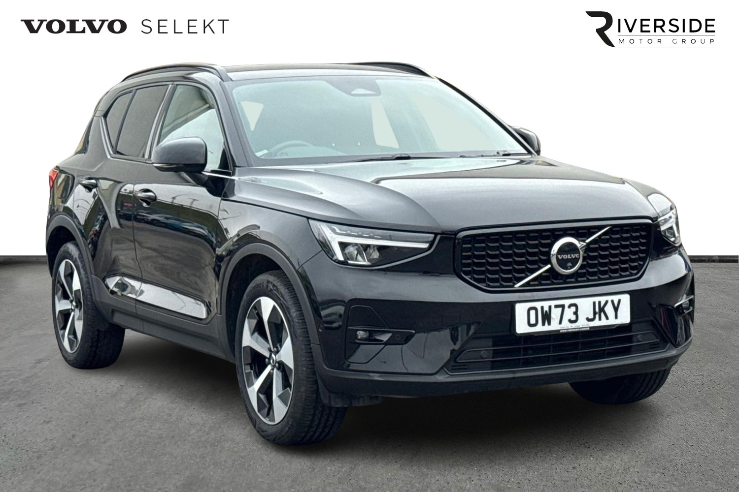 Main listing image - Volvo XC40