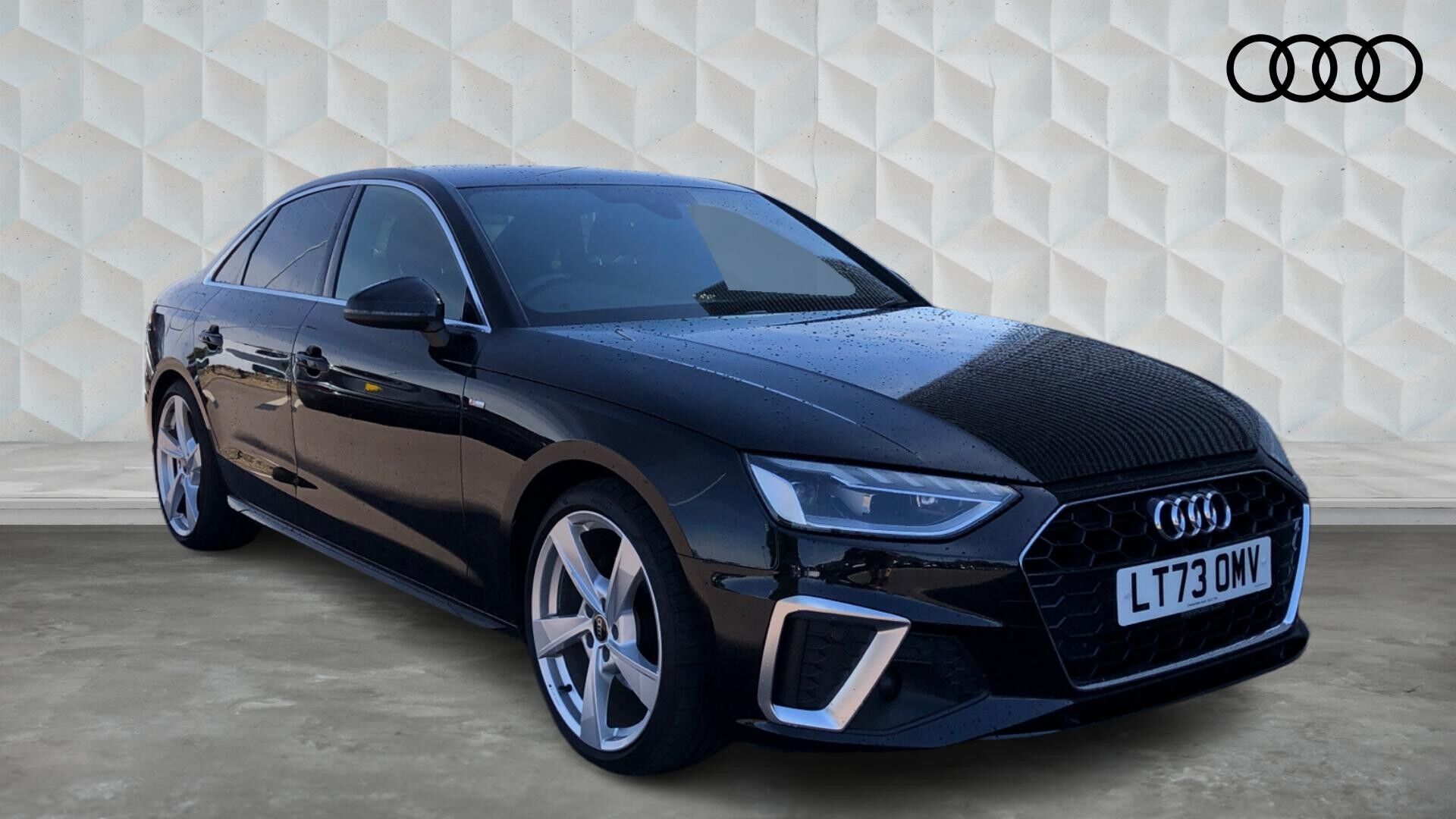 Main listing image - Audi A4