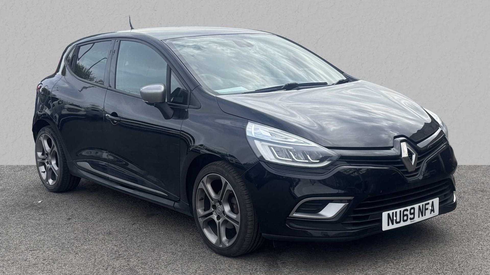 Main listing image - Renault Clio