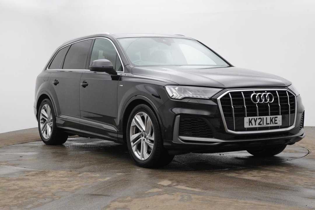 Main listing image - Audi Q7