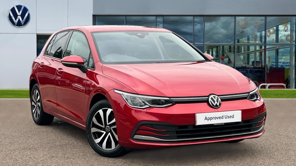 Main listing image - Volkswagen Golf