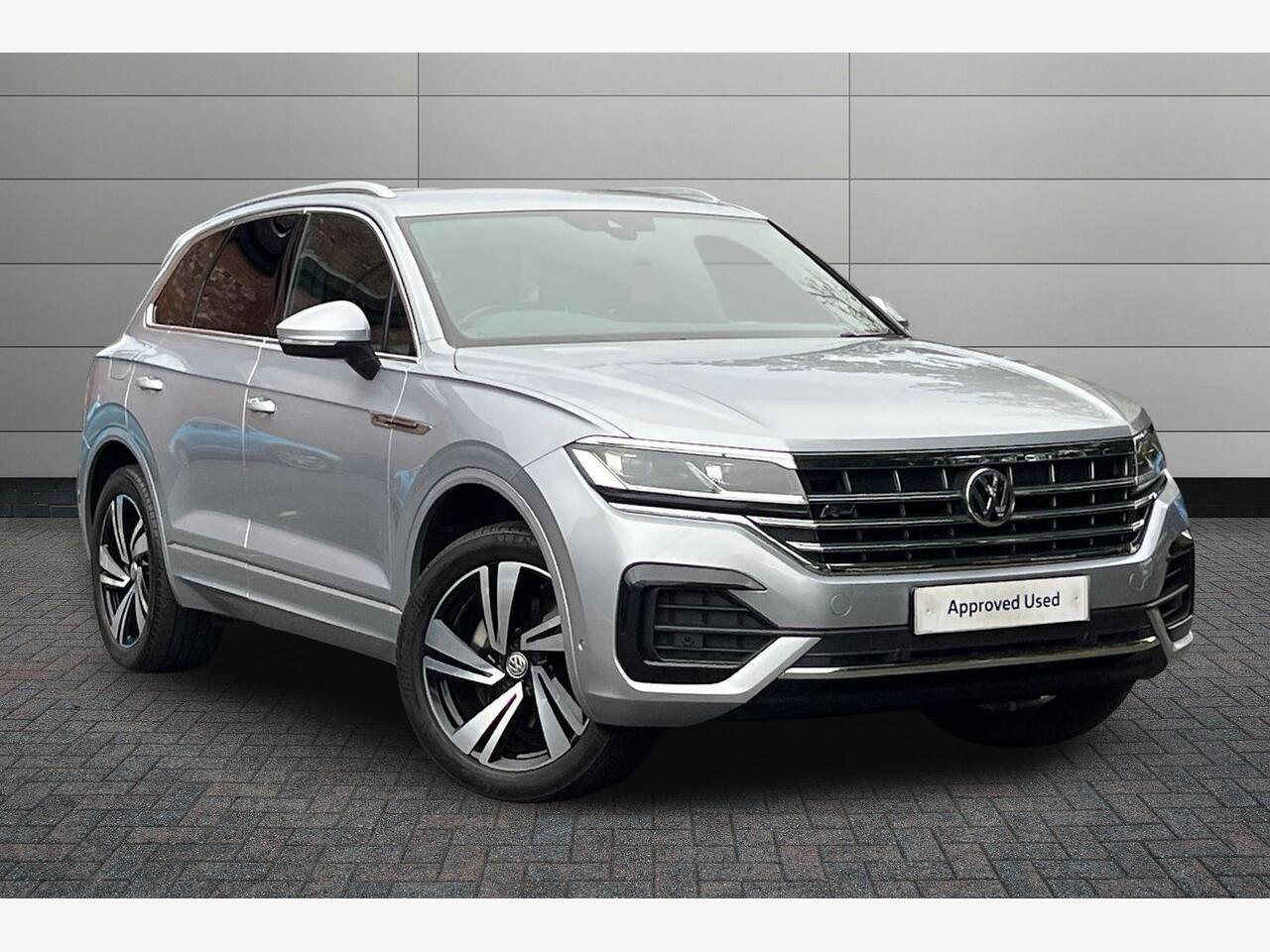 Main listing image - Volkswagen Touareg