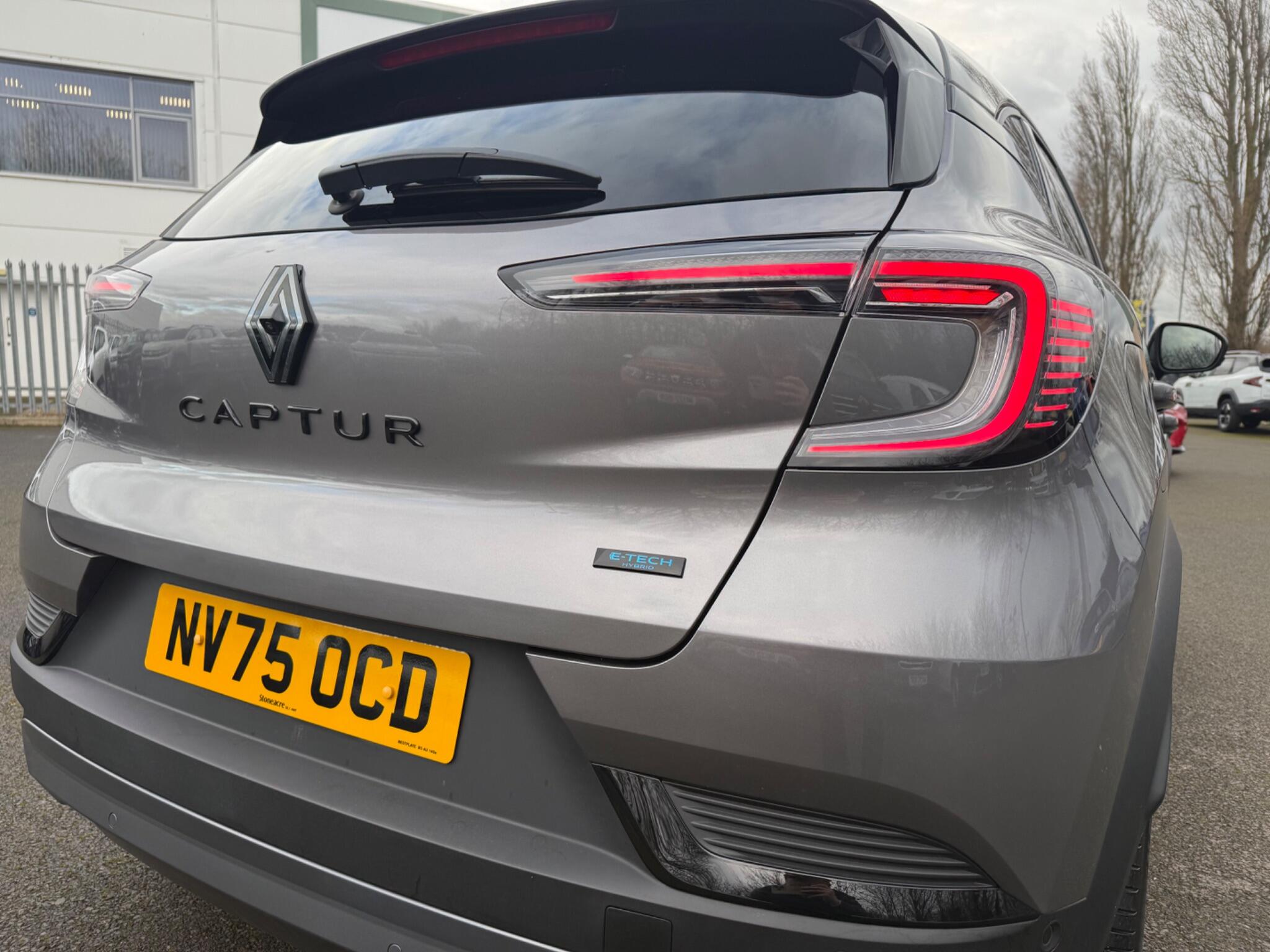 Main listing image - Renault Captur