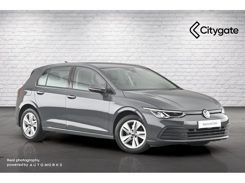 Main listing image - Volkswagen Golf