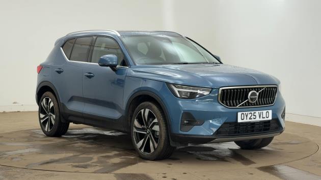 Main listing image - Volvo XC40