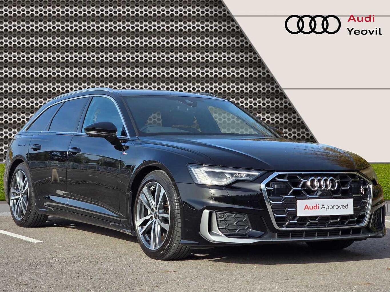 Main listing image - Audi A6