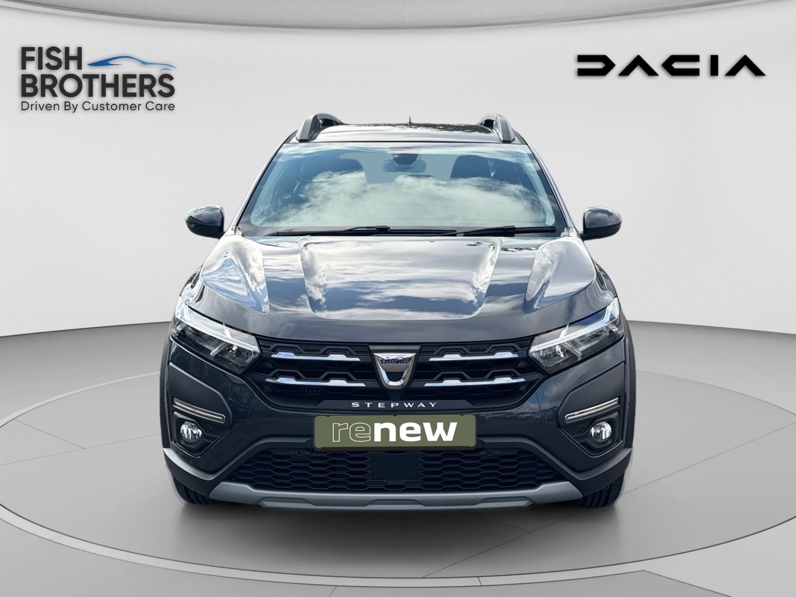 Main listing image - Dacia Sandero Stepway