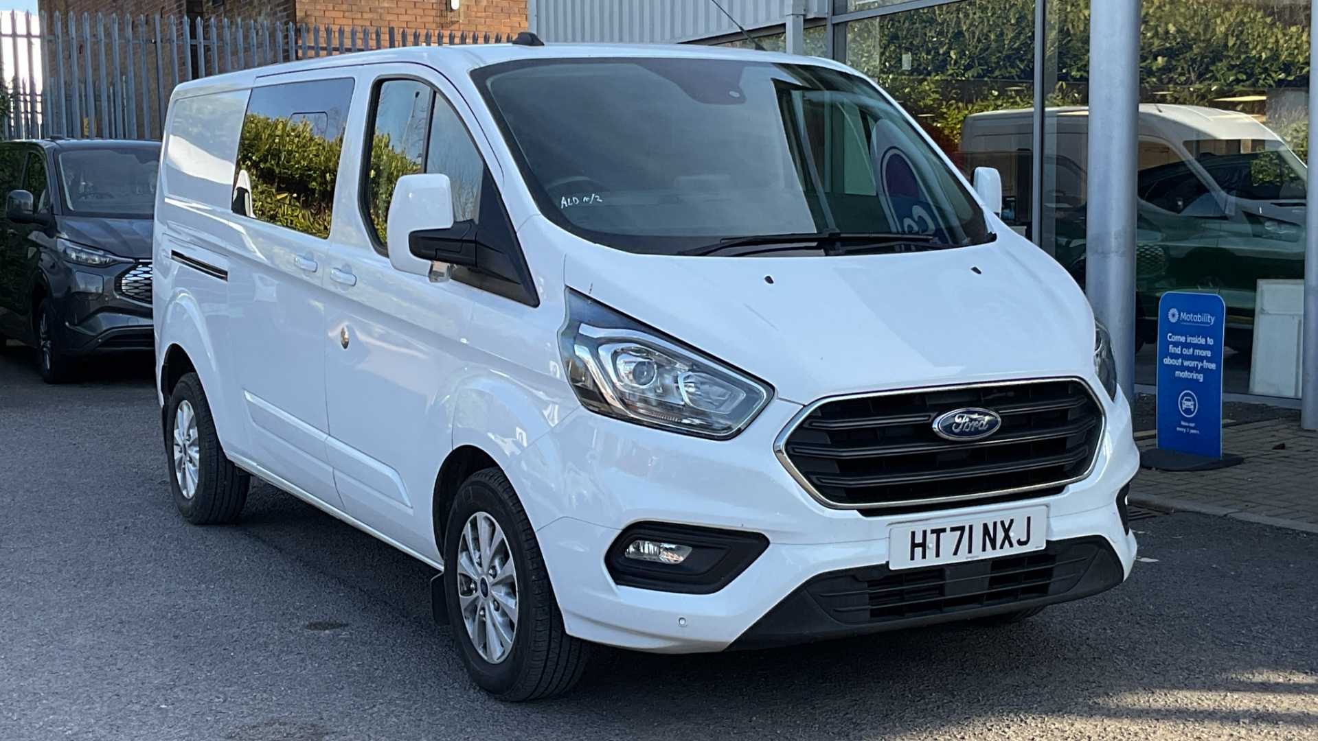 Main listing image - Ford Transit Custom