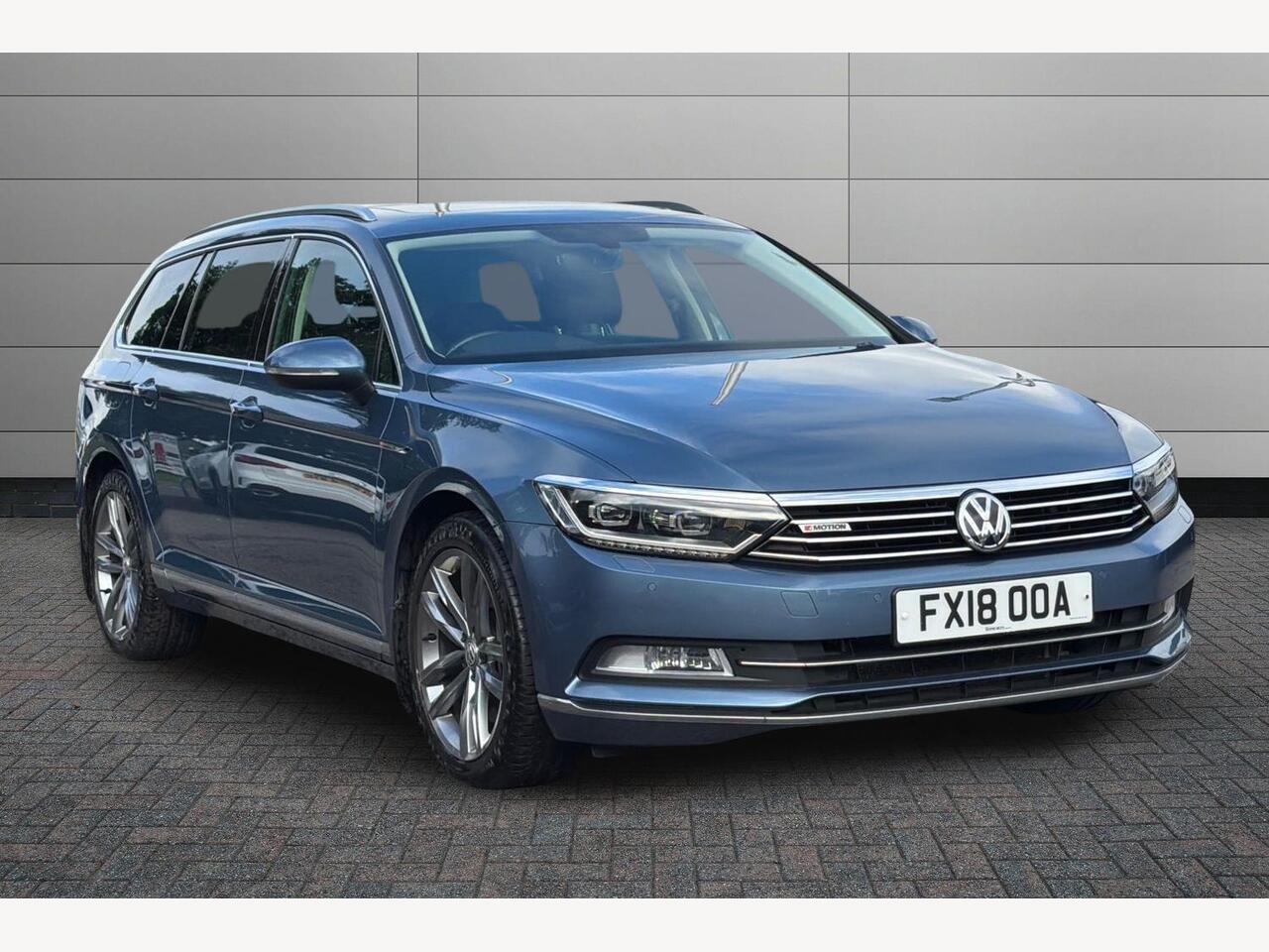 Main listing image - Volkswagen Passat