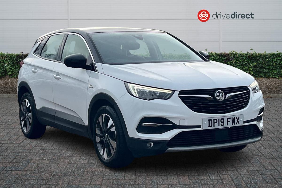 Main listing image - Vauxhall Grandland X