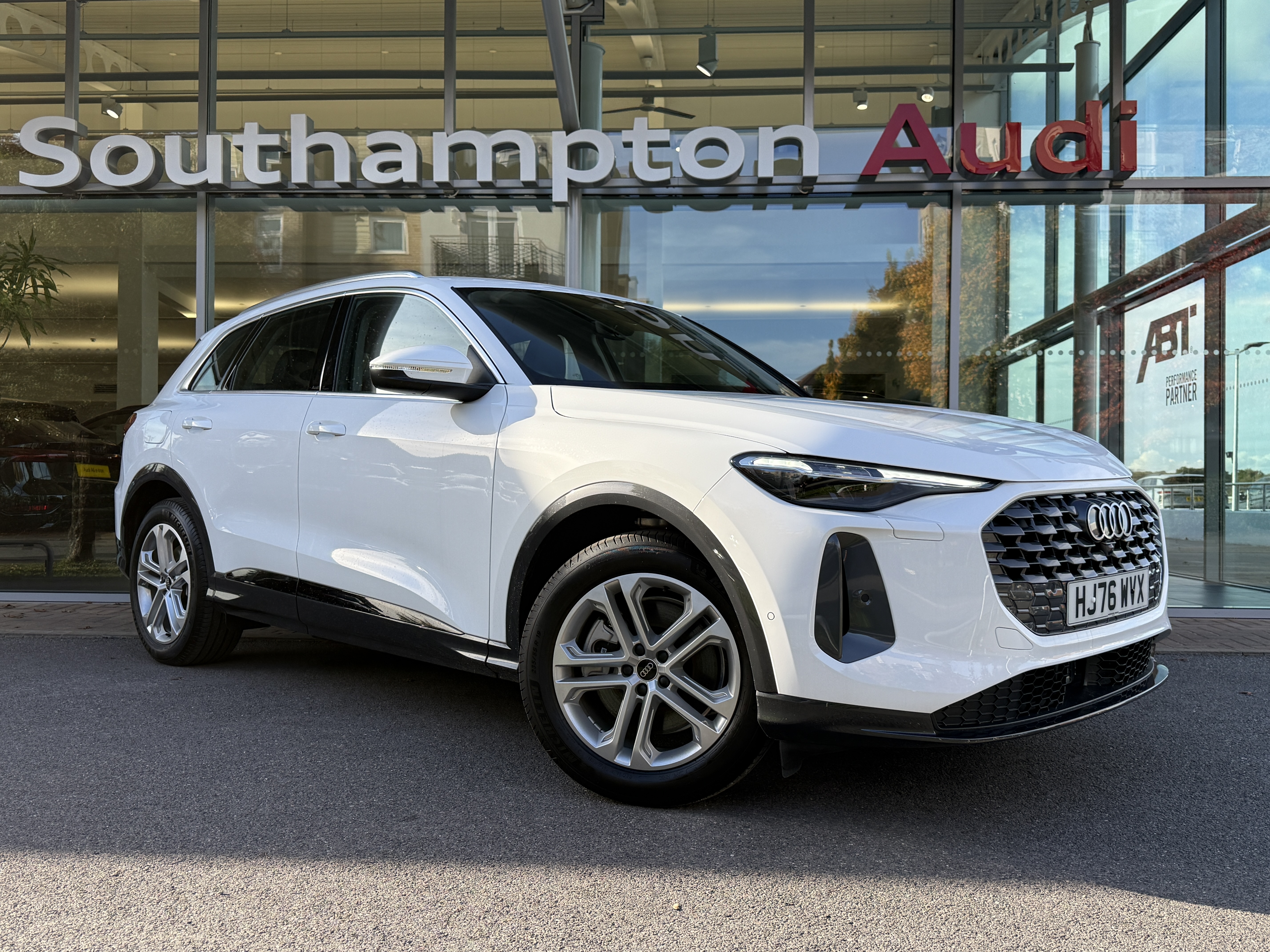 Main listing image - Audi Q5