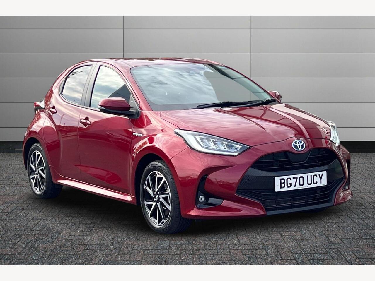 Main listing image - Toyota Yaris