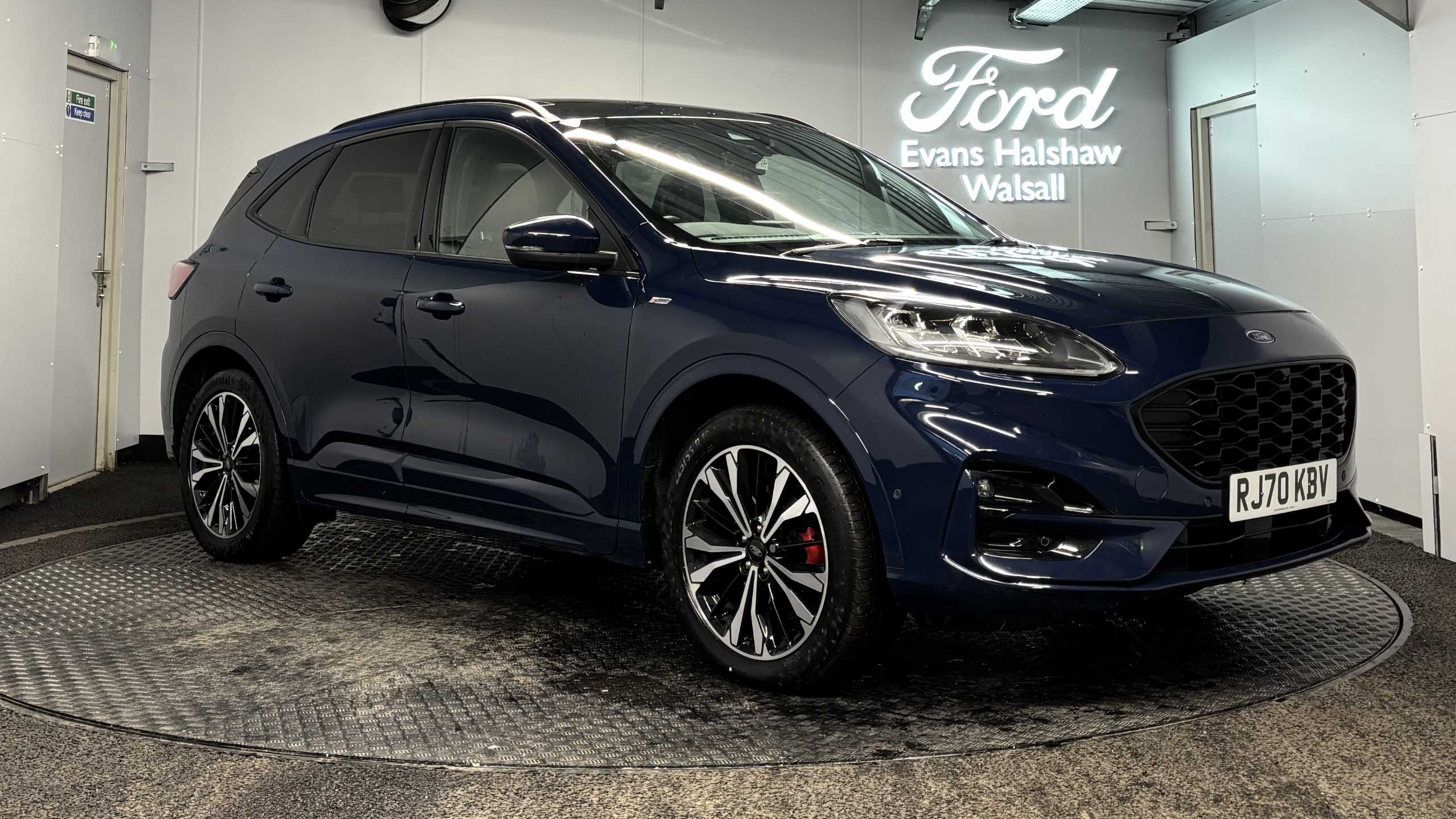 Main listing image - Ford Kuga