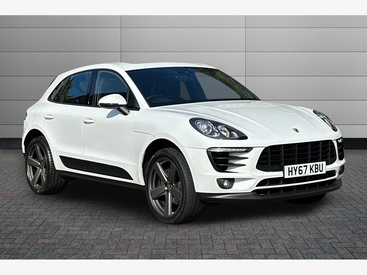 Main listing image - Porsche Macan