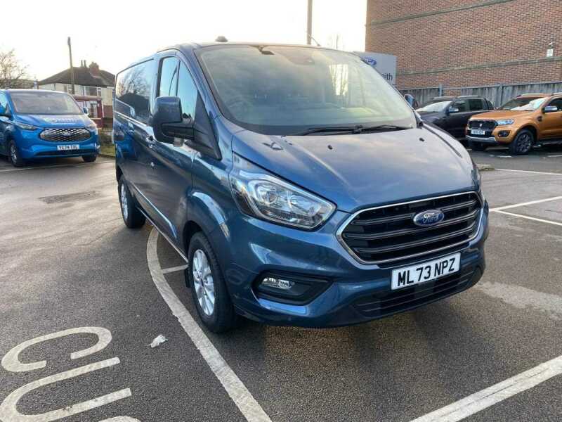 Main listing image - Ford Transit Custom