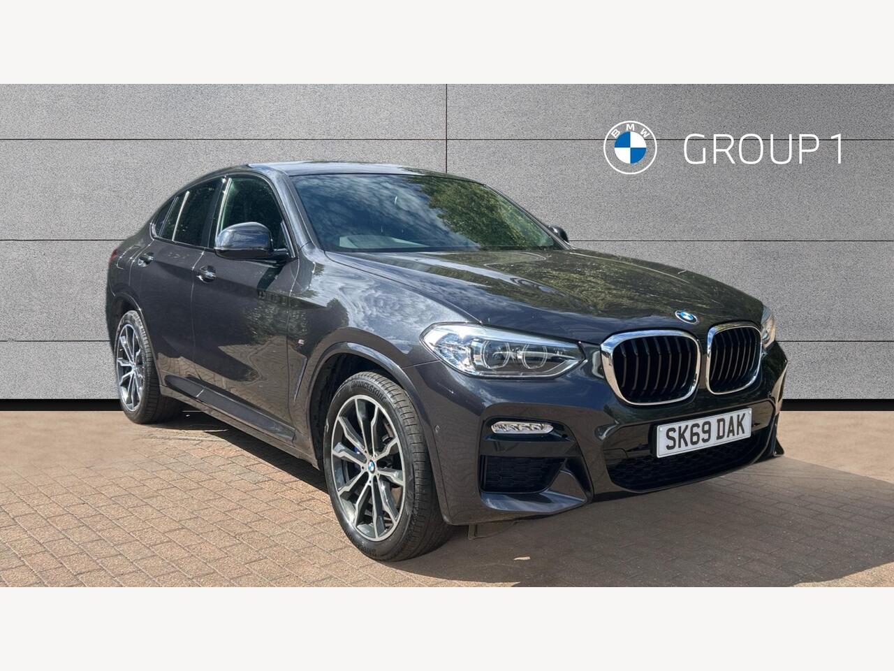 Main listing image - BMW X4