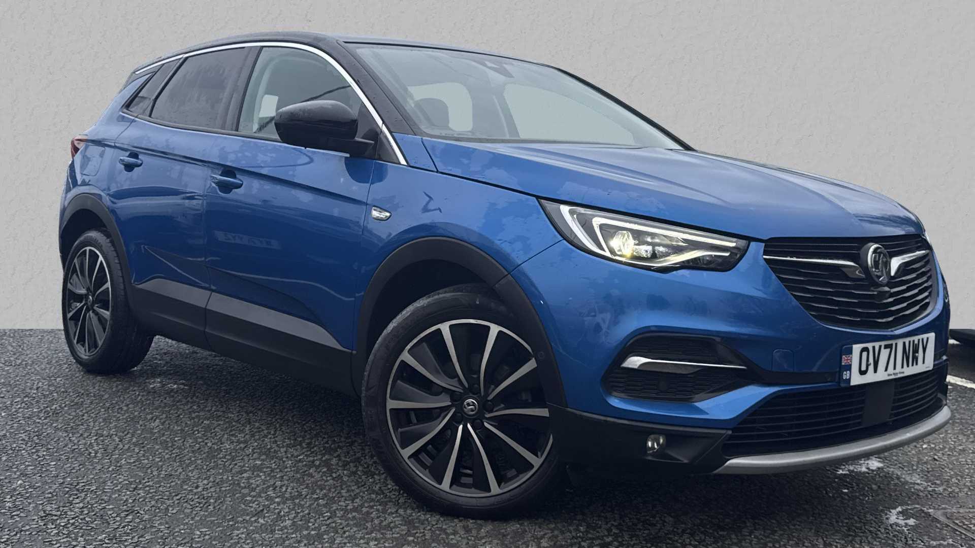 Main listing image - Vauxhall Grandland X