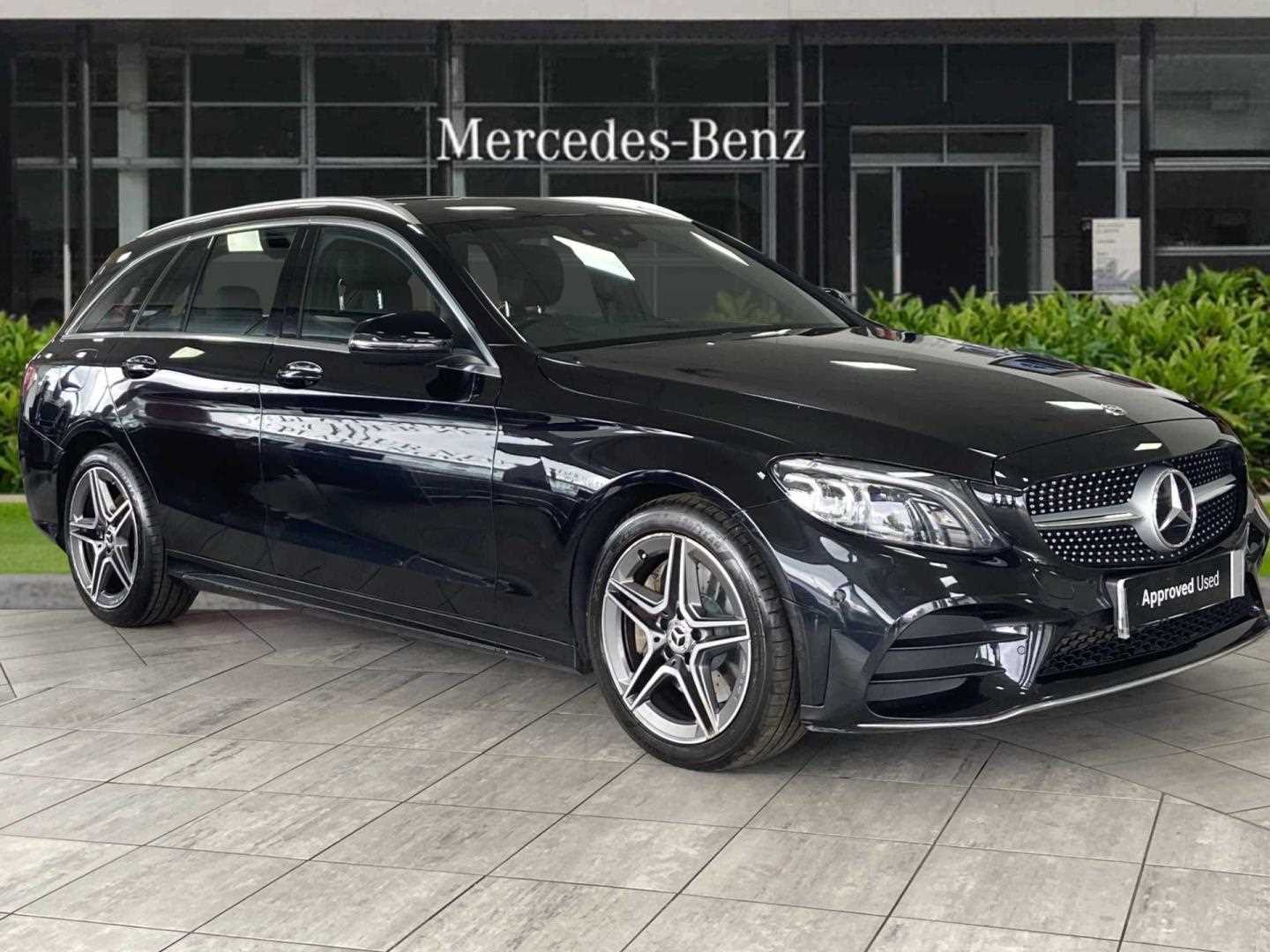 Main listing image - Mercedes-Benz C-Class Estate