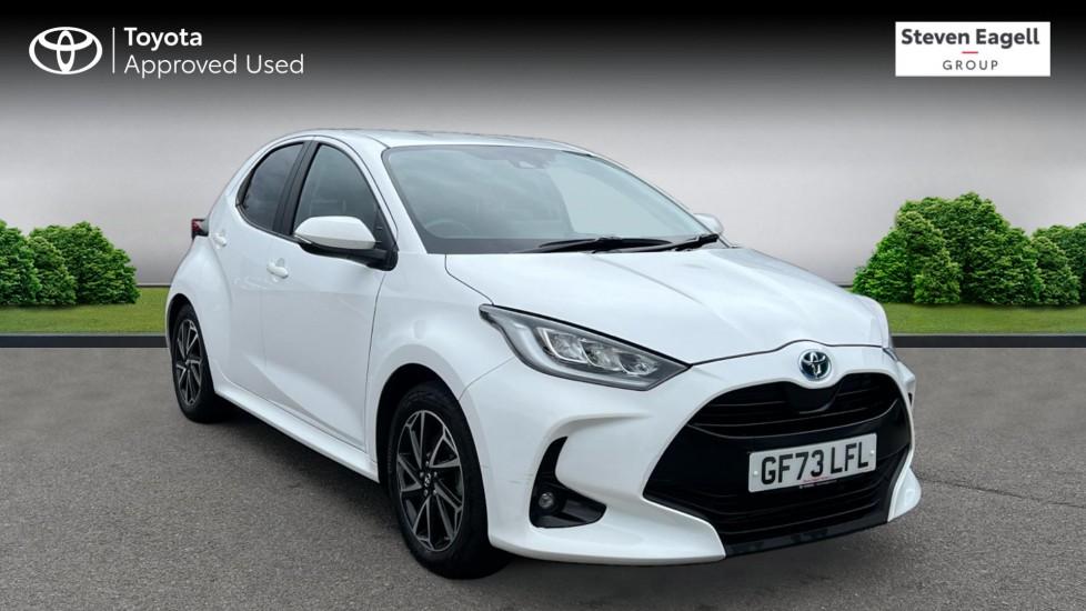 Main listing image - Toyota Yaris