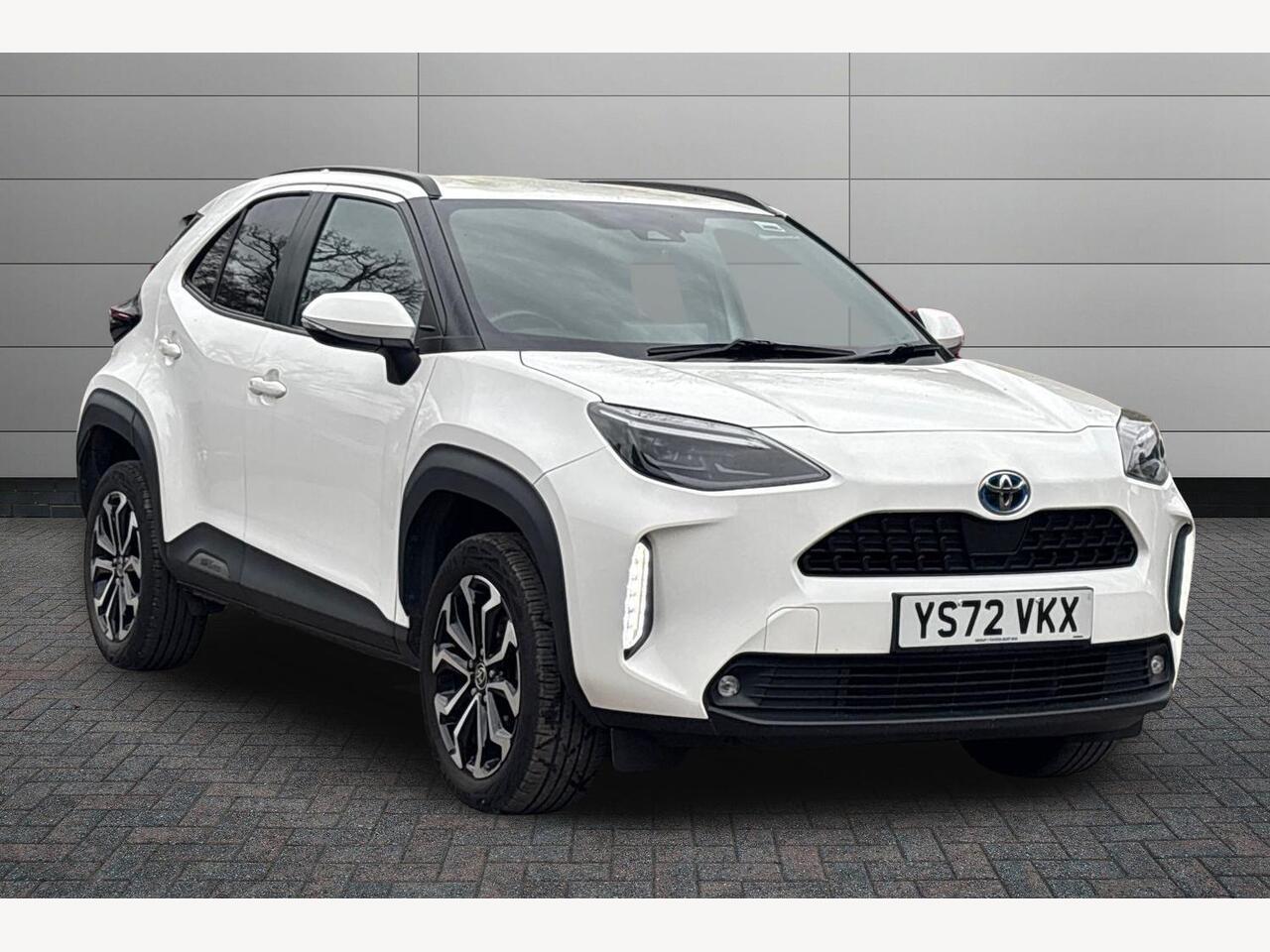 Main listing image - Toyota Yaris Cross