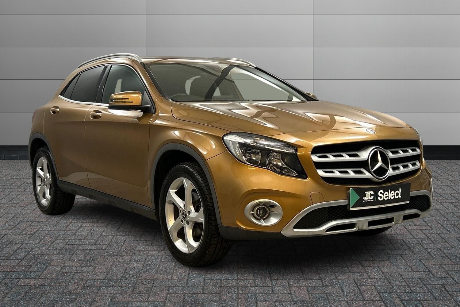 Main listing image - Mercedes-Benz GLA