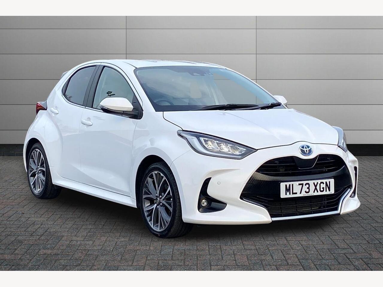 Main listing image - Toyota Yaris
