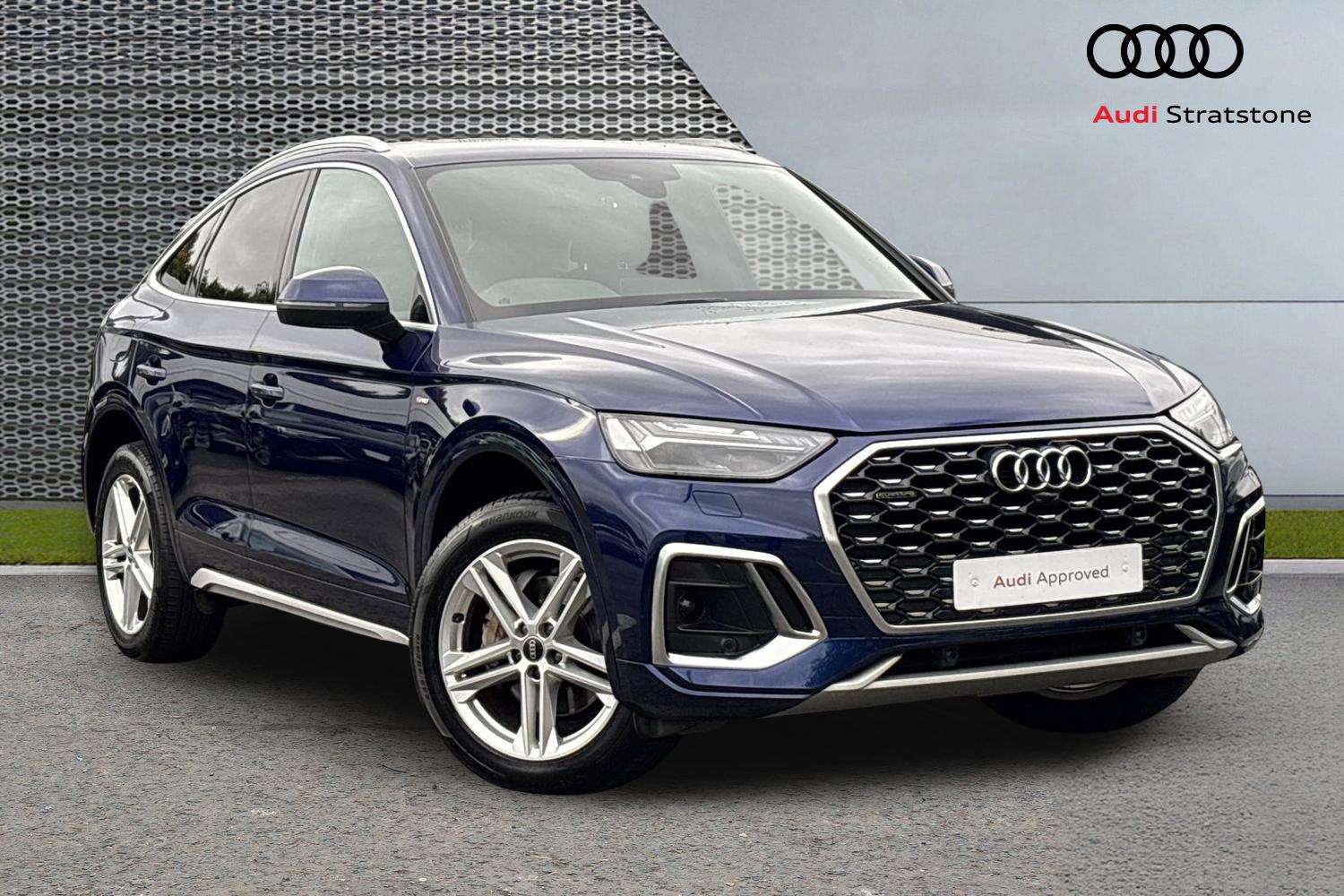 Main listing image - Audi Q5 Sportback